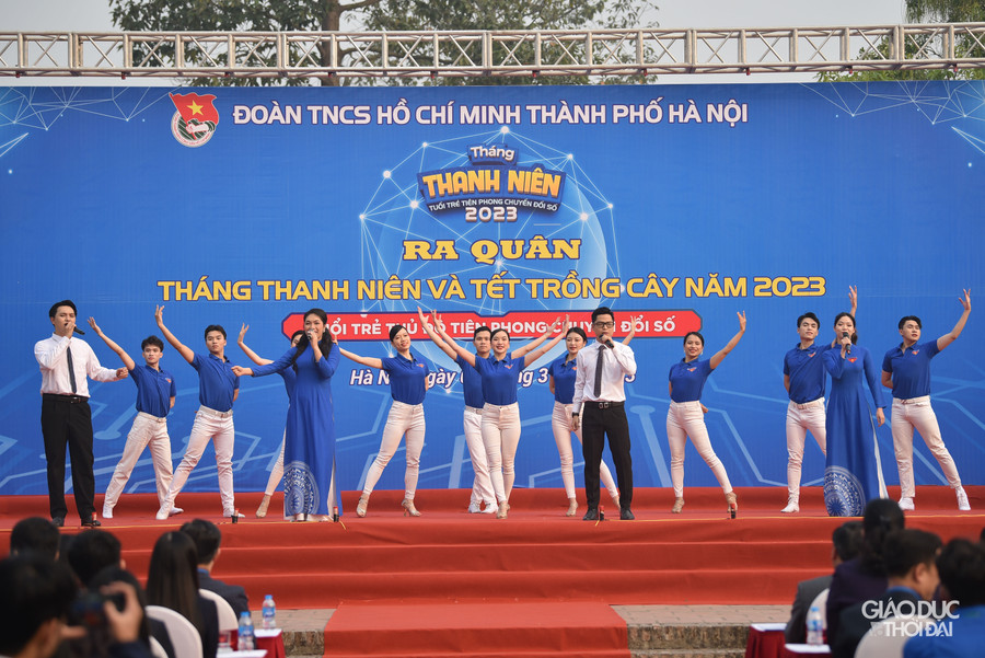 Tại chương trình, Ban Thường vụ Thành đoàn Hà Nội cho ra mắt 05 đội hình tình nguyện cấp thành phố và triển khai nhiều hoạt động có ý nghĩa.