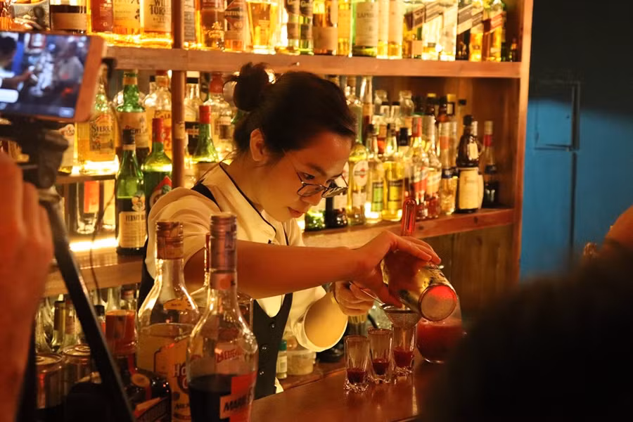 Cá nhân hoá trong học tập là cách Học viện Quốc tế CHM khuyến khích mỗi học viên nâng cao khả năng sáng tạo.