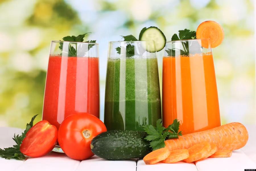 Sinh tố và nước ép hoa quả, bạn chọn thứ nào?