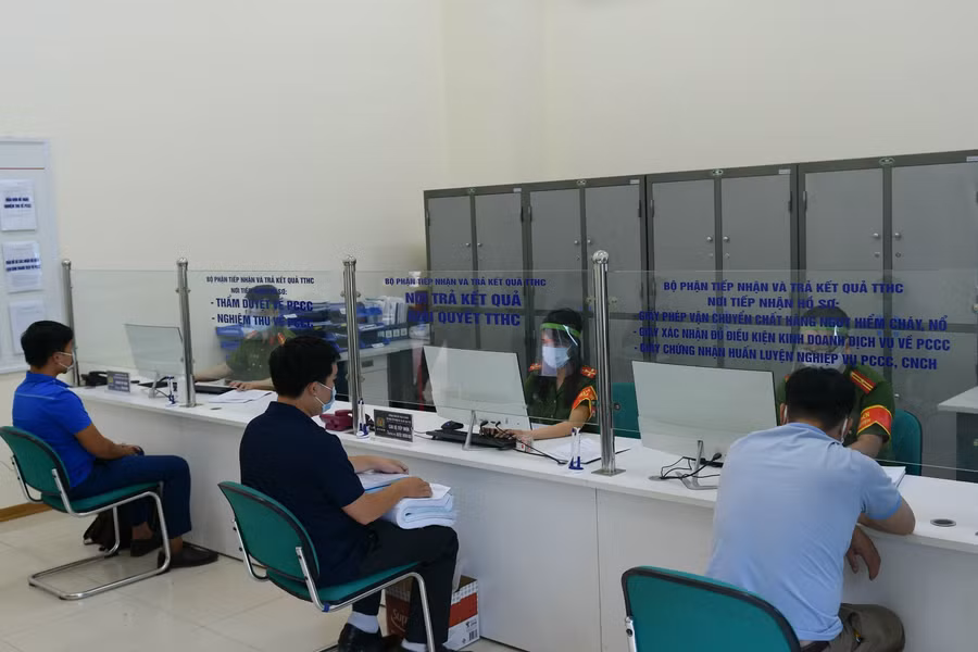 Hoạt động ra quân được thực hiện nghiêm các biện pháp phòng chống dịch Covid 19, đảm bảo 5K như đeo khẩu trang, sát khuẩn, giãn cách.