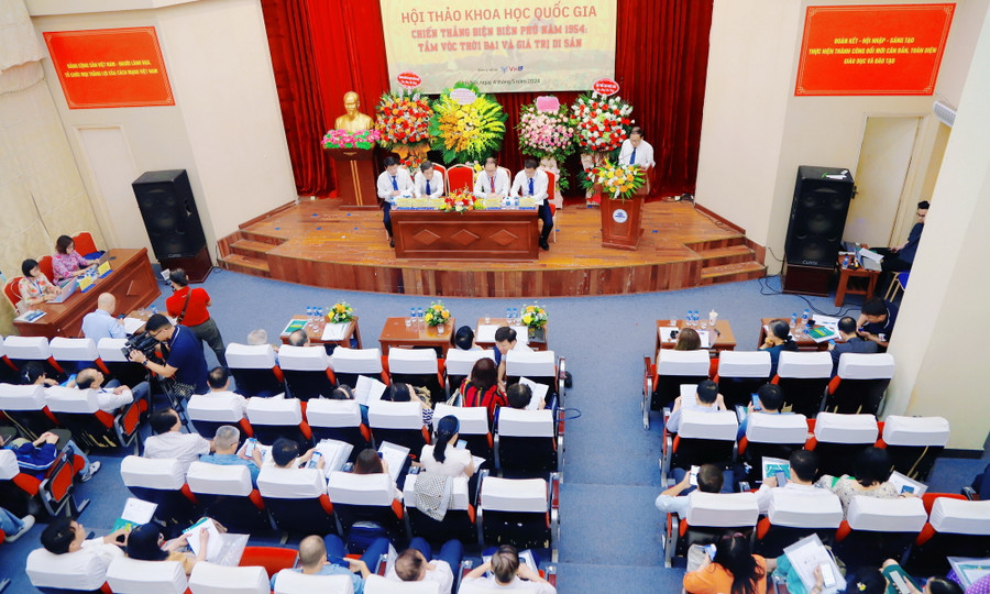 Toàn cảnh hội thảo. Toàn cảnh hội thảo.