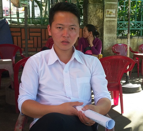 Tài xế lái xe taxi bị cướp. Tài xế lái xe taxi bị cướp.