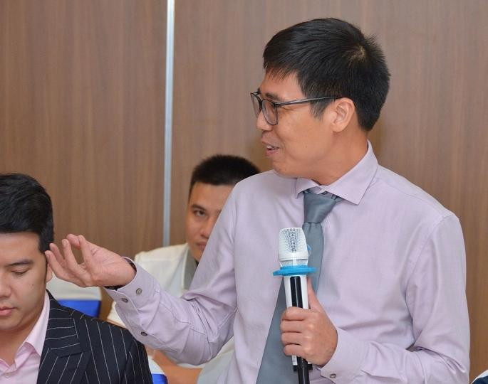 Tiến sĩ Lưu Bình Dương - Viện trưởng Viện kinh tế và Du lịch Nông nghiệp. Tiến sĩ Lưu Bình Dương - Viện trưởng Viện kinh tế và Du lịch Nông nghiệp.