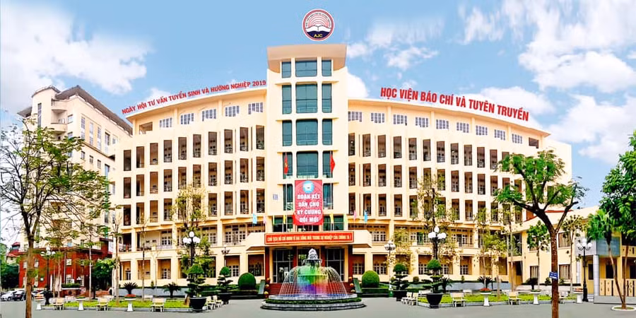Học viện Báo chí và Tuyên truyền thông báo điểm trúng tuyển từ học bạ