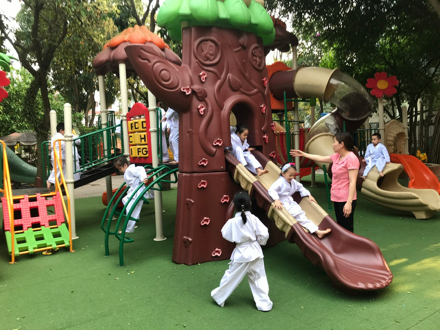 Nghệ An chú trọng nâng cao chất lượng đội ngũ nhà giáo và cán bộ quản lý GDMN. Nghệ An chú trọng nâng cao chất lượng đội ngũ nhà giáo và cán bộ quản lý GDMN.