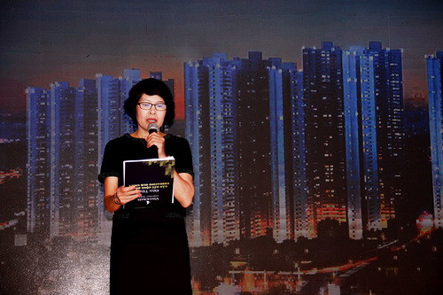 Bà Lê Thị Thanh Cừ chia sẻ về hoạt động “gắn kết cộng đồng” của Vinhomes Central Park Bà Lê Thị Thanh Cừ chia sẻ về hoạt động “gắn kết cộng đồng” của Vinhomes Central Park