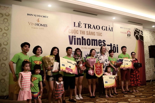 Những cư dân Vinhomes Times City đạt giải trong cuộc thi sáng tác “Vinhomes và Tôi” Những cư dân Vinhomes Times City đạt giải trong cuộc thi sáng tác “Vinhomes và Tôi”