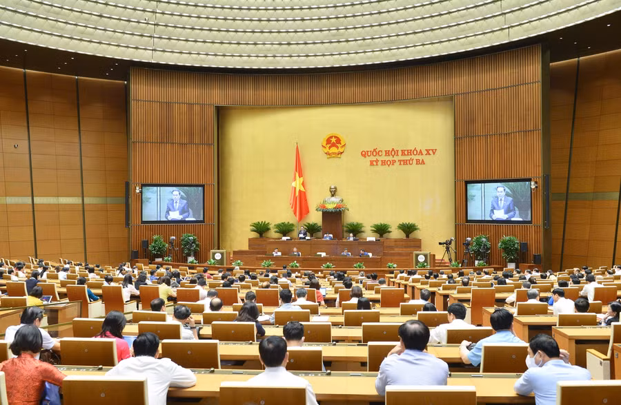 Phiên làm việc sáng 13/6