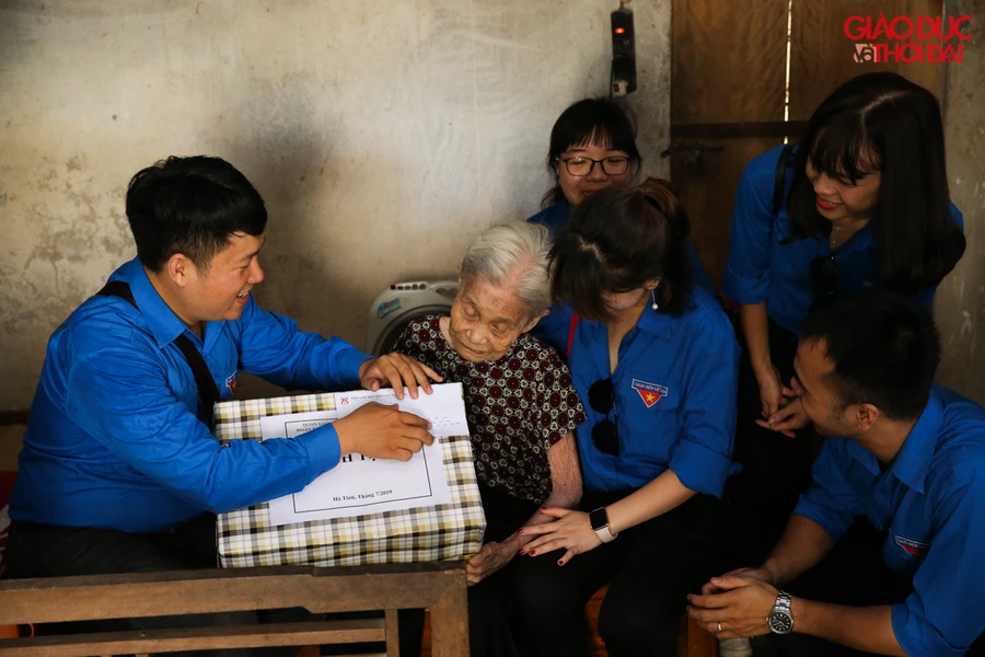 Tuổi trẻ Bộ Giáo Dục và Đào Tạo với chương trình “Tình nguyện về nguồn 2019”