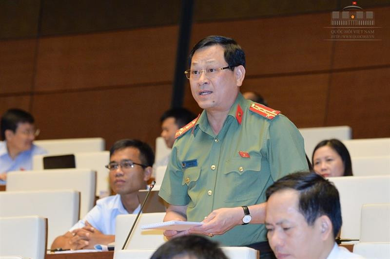 Đại biểu Nguyễn Hữu Cầu Đại biểu Nguyễn Hữu Cầu