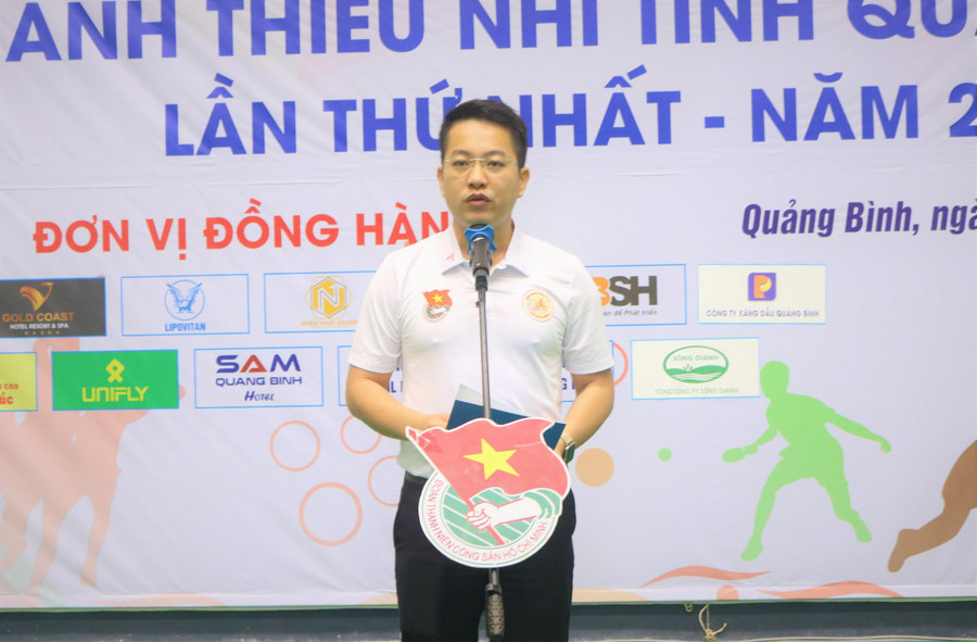 Ông Đinh Trung Hiếu, Phó Bí thư Tỉnh Đoàn Quảng Bình phát biểu khai mạc. Ông Đinh Trung Hiếu, Phó Bí thư Tỉnh Đoàn Quảng Bình phát biểu khai mạc.