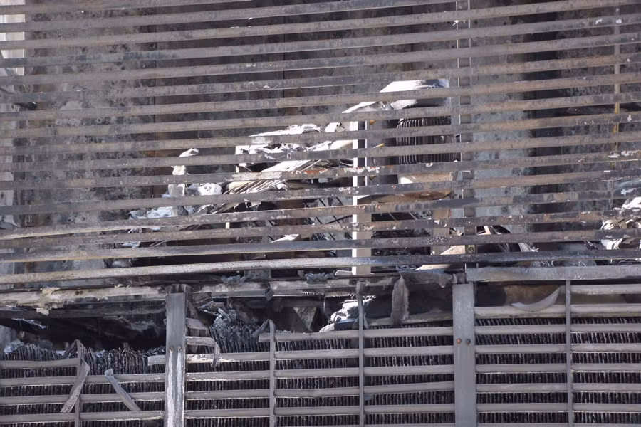 Nhận được tin báo, lực lượng PCCC đã điều 2 xe chữa cháy đến hiện trường để dập lửa. Khoảng 11h cùng ngày, đám cháy cơ bản được khống chế. Vụ hỏa hoạn không gây thiệt hại về người.