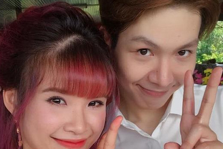 Diện đồ đôi siêu ăn ý như cặp "vợ chồng" Kelvin Khánh- Khởi My