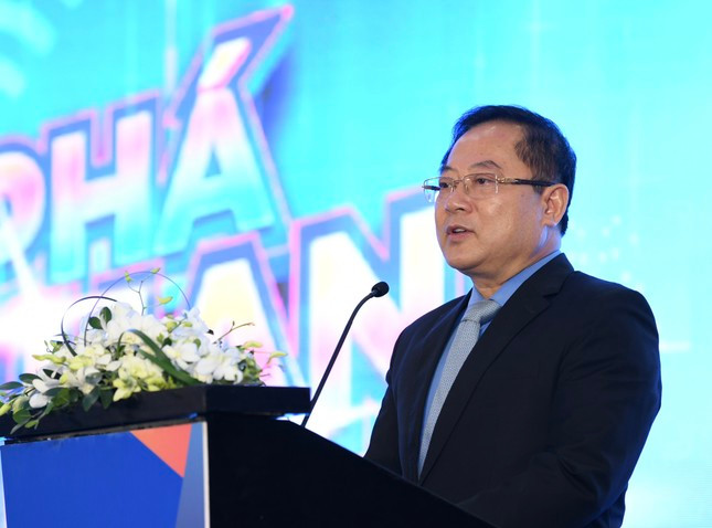 Ông Lê Xuân Sơn - Tổng Biên tập Báo Tiền Phong, Trưởng ban Tổ chức Ngày Thẻ Việt Nam 2023.