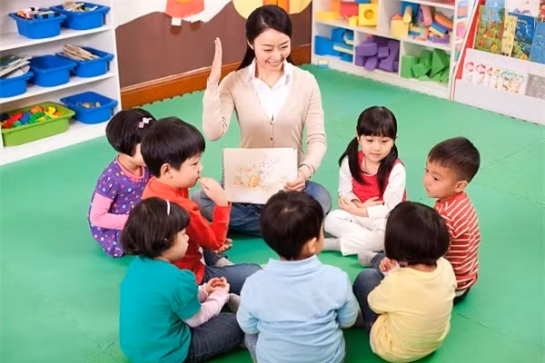 Nhà trường trong hệ thống giáo dục quốc dân được tổ chức theo các loại hình trường công lập, trường dân lập (đối với giáo dục mầm non), trường tư thục (gồm trường tư thục và trường có vốn đầu tư nước ngoài). Ảnh: minh họa/internet