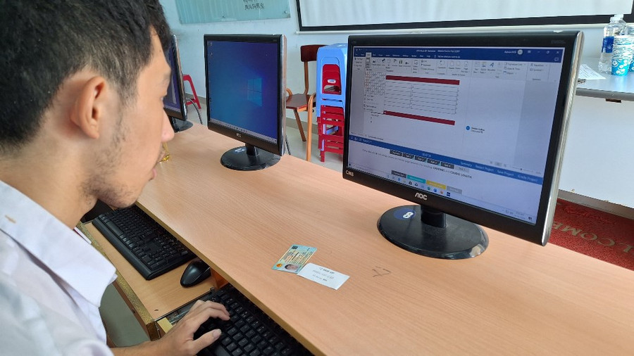 Cuộc thi góp phần hình thành một cộng đồng công nghệ thông tin mạnh mẽ cho học sinh, sinh viên ở tỉnh Thừa Thiên Huế. (Ảnh: Đại Dương) Cuộc thi góp phần hình thành một cộng đồng công nghệ thông tin mạnh mẽ cho học sinh, sinh viên ở tỉnh Thừa Thiên Huế. (Ảnh: Đại Dương)