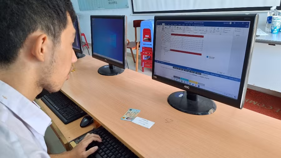 Cuộc thi góp phần hình thành một cộng đồng công nghệ thông tin mạnh mẽ cho học sinh, sinh viên ở tỉnh Thừa Thiên Huế. (Ảnh: Đại Dương) Cuộc thi góp phần hình thành một cộng đồng công nghệ thông tin mạnh mẽ cho học sinh, sinh viên ở tỉnh Thừa Thiên Huế. (Ảnh: Đại Dương)