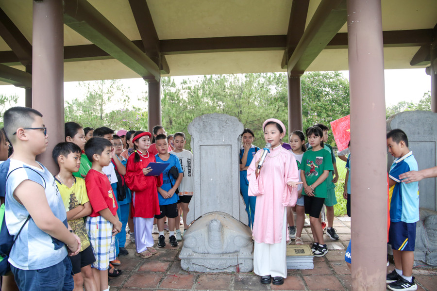 Thông qua chương trình, giúp học sinh rèn luyện sức khỏe, đồng thời nâng cao nhận thức bảo vệ môi trường và tạo nên sân chơi bổ ích, thú vị cho các em. Thông qua chương trình, giúp học sinh rèn luyện sức khỏe, đồng thời nâng cao nhận thức bảo vệ môi trường và tạo nên sân chơi bổ ích, thú vị cho các em.