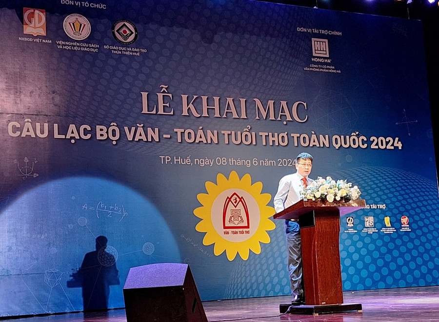 Ông Phạm Vĩnh Thái, Ủy viên Hội đồng thành viên, Tổng Biên tập Nhà xuất bản Giáo dục Việt Nam phát biểu tại Lễ khai mạc. Ông Phạm Vĩnh Thái, Ủy viên Hội đồng thành viên, Tổng Biên tập Nhà xuất bản Giáo dục Việt Nam phát biểu tại Lễ khai mạc.