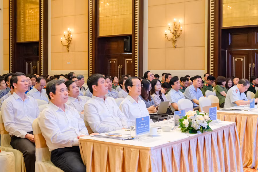 Hội nghị có sự tham gia của hơn 450 đại biểu đến từ các tỉnh, thành phố trên cả nước.