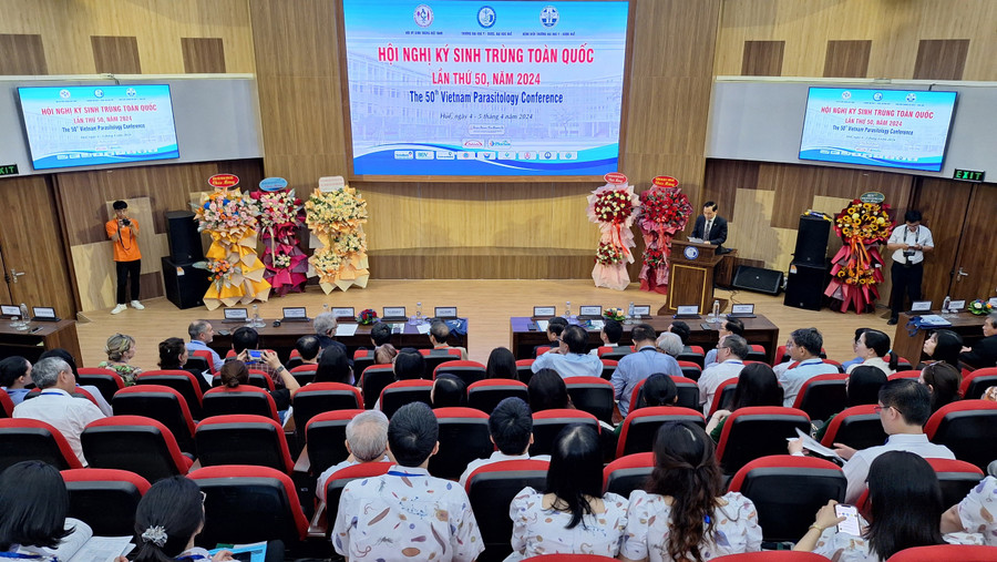 Hội nghị Ký sinh trùng toàn quốc ghi nhận nhiều báo cáo nghiên cứu về các bệnh ký sinh trùng phổ biến tại Việt Nam, bệnh truyền từ động vật sang người, kháng thuốc của ký sinh trùng sốt rét. (Ảnh: Đại Dương)