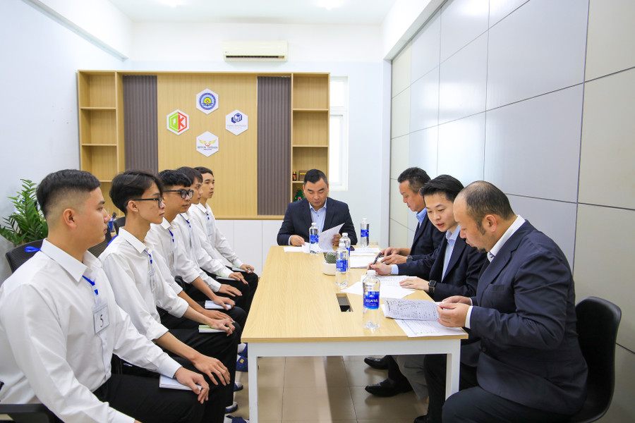Công ty Công ty ShinKen (Nhật Bản) xem hồ sơ của sinh viên Trường ĐH Kinh tế, ĐH Huế. Công ty Công ty ShinKen (Nhật Bản) xem hồ sơ của sinh viên Trường ĐH Kinh tế, ĐH Huế.