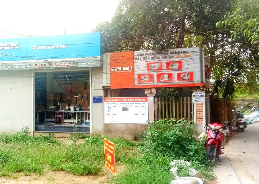 Khu vực Eo Bầu hiện vẫn đang có nhiều nhà chây ì không đi với tổng số 99 hộ. Khu vực Eo Bầu hiện vẫn đang có nhiều nhà chây ì không đi với tổng số 99 hộ.