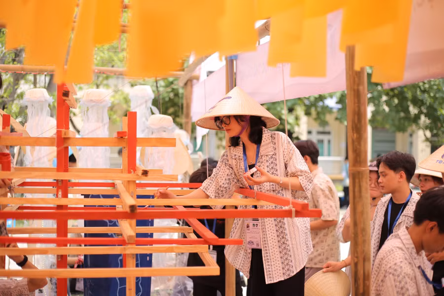 Cứ 2 năm một lần, Festival Sinh viên Kiến trúc toàn quốc là sân chơi được mong đợi nhất từ các sinh viên ngành kiến trúc trên cả nước. Cứ 2 năm một lần, Festival Sinh viên Kiến trúc toàn quốc là sân chơi được mong đợi nhất từ các sinh viên ngành kiến trúc trên cả nước.