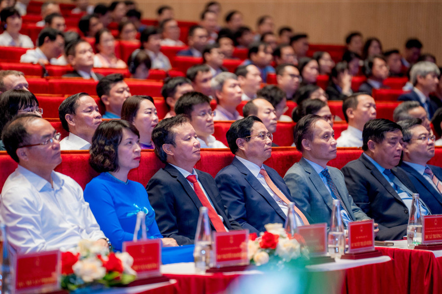 Lãnh đạo Trung ương tham dự Hội nghị. Lãnh đạo Trung ương tham dự Hội nghị.