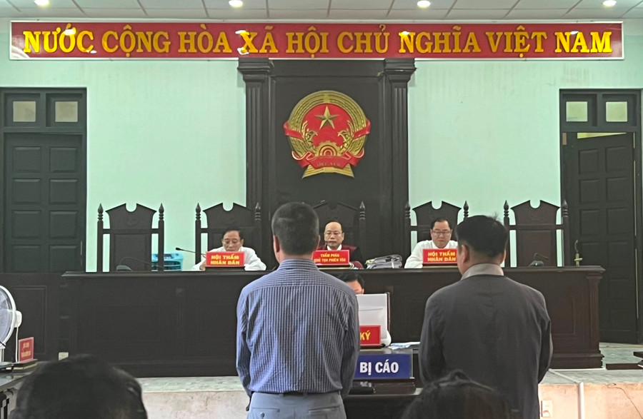 Các bên trúng thầu đã chi 2-3% cho Giám đốc và Kế toán CDC Thừa Thiên Huế. (Ảnh: Q.T)