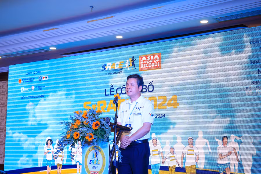 Ông Nguyễn Tân - Giám đốc Sở GD&amp;ĐT tỉnh Thừa Thiên Huế cho biết, đây là dịp để học sinh,phụ huynh cùng thầy cô giáo tham gia vào chuỗi các sự kiện. Sở GD&amp;ĐT cũng đã phối hợp với các đơn vị hoàn tất các công tác chuẩn bị cho chương trình.