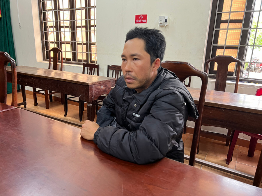 Ngô Phước tại cơ quan công an. Ngô Phước tại cơ quan công an.