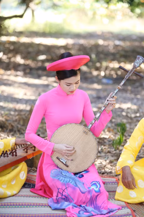 A hau Thanh Tu dien ao ba ba, hoa co gai mien Tay chinh hieu - Anh 3