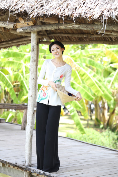 A hau Thanh Tu dien ao ba ba, hoa co gai mien Tay chinh hieu - Anh 5