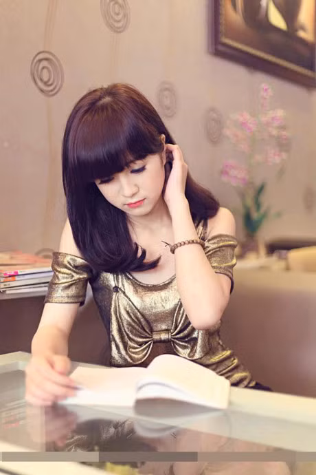 Day la co gai hot nhat truong DH lam 