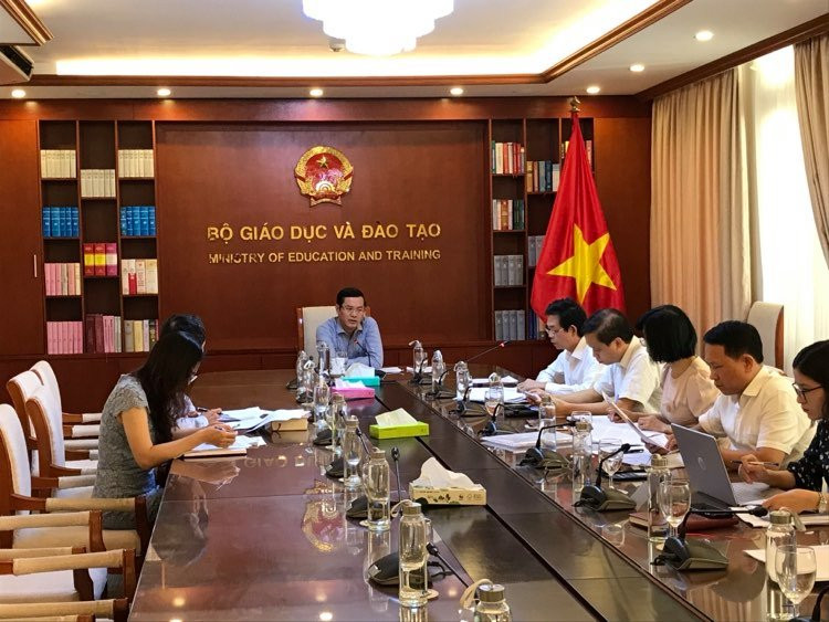 Thứ trưởng Nguyễn Văn Phúc chủ trì cuộc họp