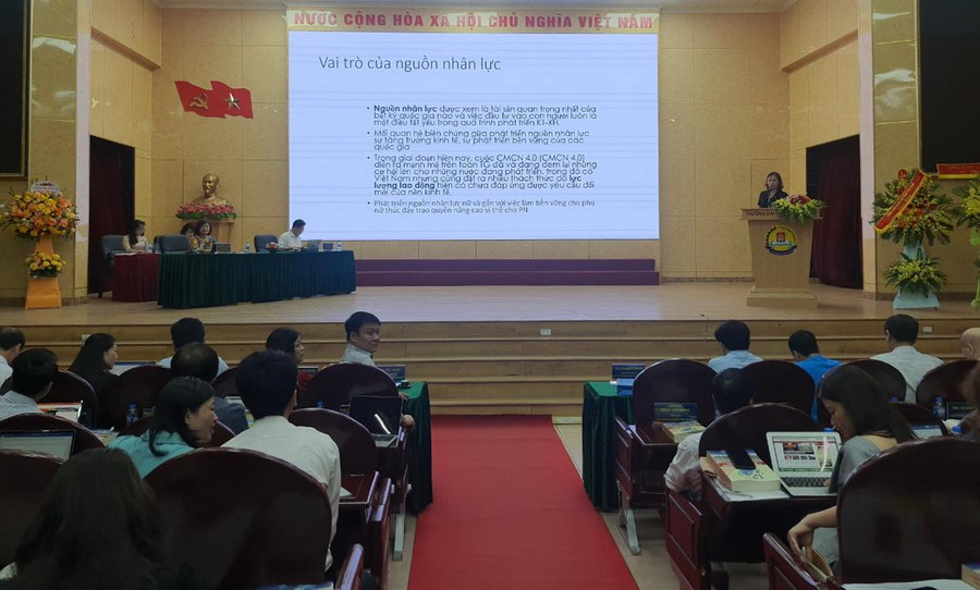 Toàn cảnh hội thảo.