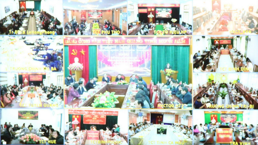 Buổi phát động được tổ chức trực tiếp kết hợp trực tuyến.