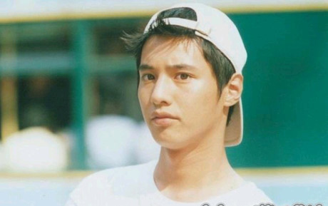 Ngoại hình điển trai của Won Bin 22 năm trước - Ảnh 15 Ngoai hinh dien trai cua Won Bin 22 nam truoc - Anh 15