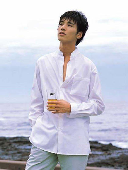 Ngoại hình điển trai của Won Bin 22 năm trước - Ảnh 10 Ngoai hinh dien trai cua Won Bin 22 nam truoc - Anh 10