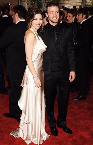 Hoc cach dien trang phuc dep ca doi nhu sao Hollywood - Anh 4