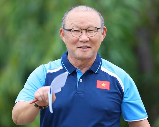 HLV Park Hang Seo chính thức trở lại làm việc