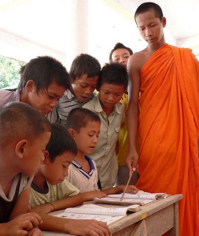 Lớp dạy chữ Khmer ở Bảy Núi (An Giang) cc