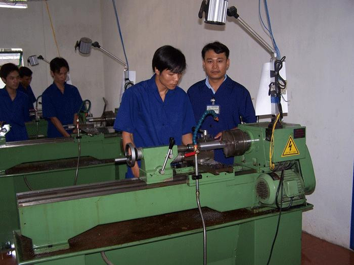 Xếp lương lao động nghề theo 3 cấp trình độ ảnh 1