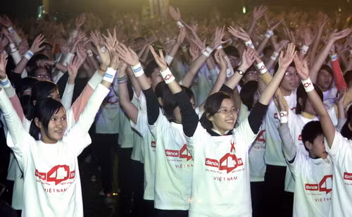 1.000 thanh thiếu niên Việt Nam, 1.000 tác nhân sẽ làm thay đổi nhận thức của cộng đối với nạn nhân HIV/AIDS. Ảnh, gdtd.vn