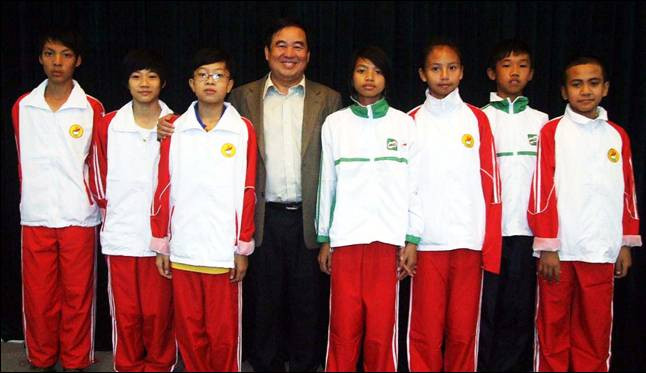 Các VĐV điền kinh và bóng bàn hứa sẽ thi đấu hết mình vì màu cờ sắc áo để có thể giành được thành tích tại giải lần này