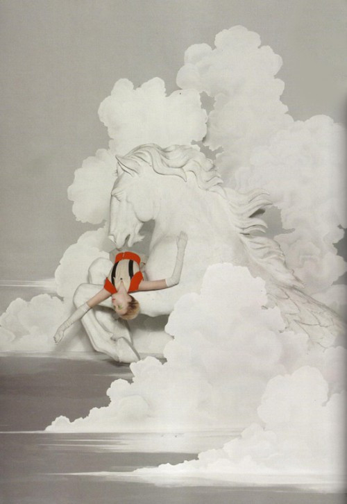 Siri Tollerod cực kỳ độc đáo dưới ống kính của Tim Gutt ảnh 3