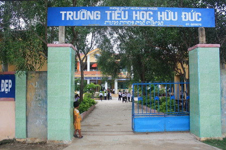Trường Tiểu học Hữu Đức Trường Tiểu học Hữu Đức