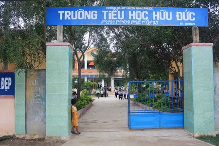Trường Tiểu học Hữu Đức