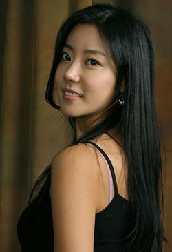 Nữ diễn viên Park Hye Sang 